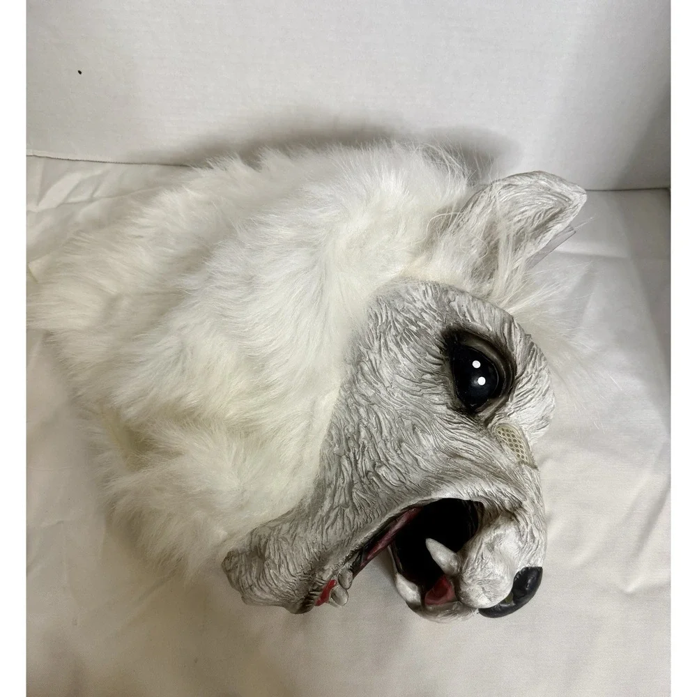 New Halloween Llama Alpaca Hairy White Mask Latex Horrifying Adult Scary 1sz